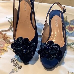 J Renee Sapphire Blue Dress Up Slingback Size 8M.  Open Toe.